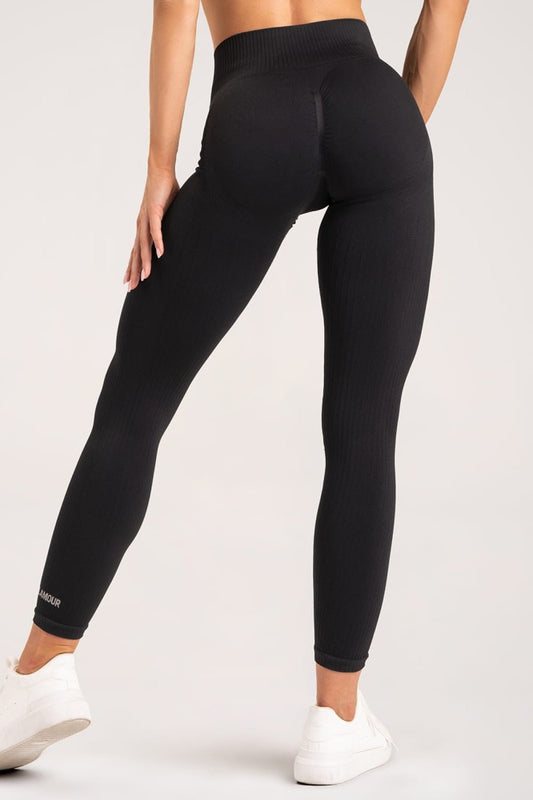 Black second skin leggings